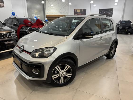VOLKSWAGEN UP 1.0 170 TSI TOTAL FLEX XTREME 4P MANUAL